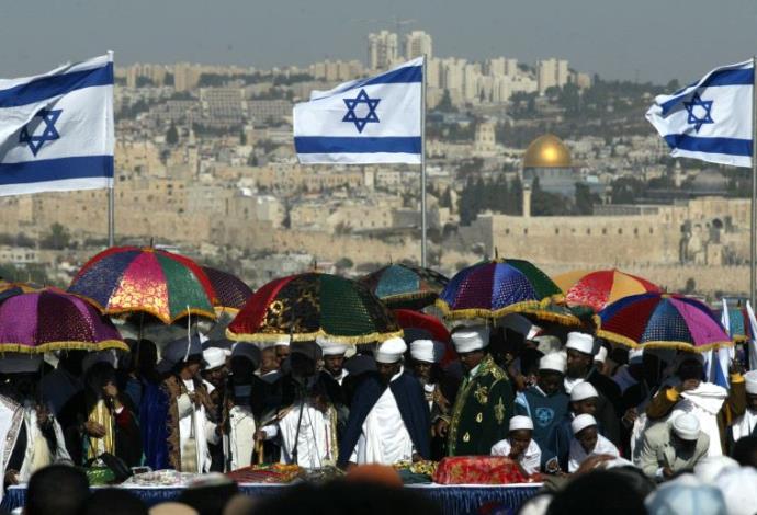 בני העדה האתיופית חוגגים את הסיגד בירושלים (צילום:  פייר טרדג'מן, פלאש 90)