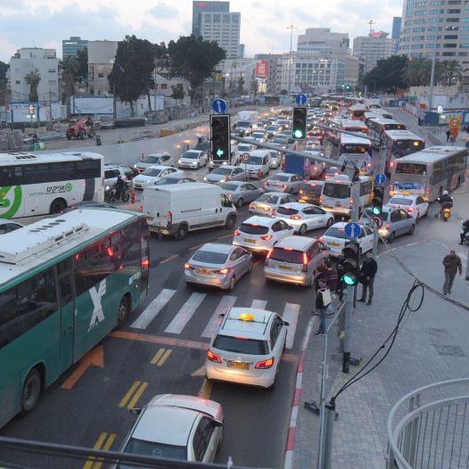 עומסי תנועה בתל אביב (צילום: אבשלום ששוני)