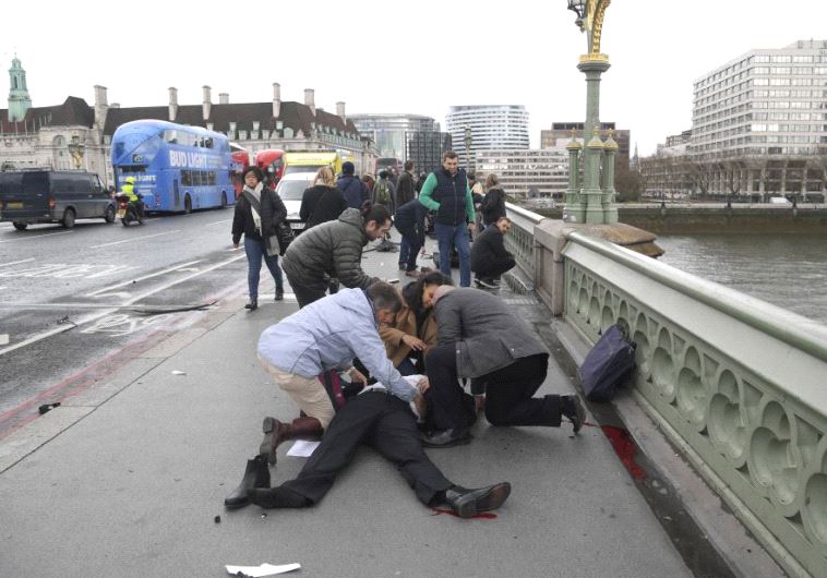 פצועים באירוע הטרור בלונדון. צילום: רויטרס