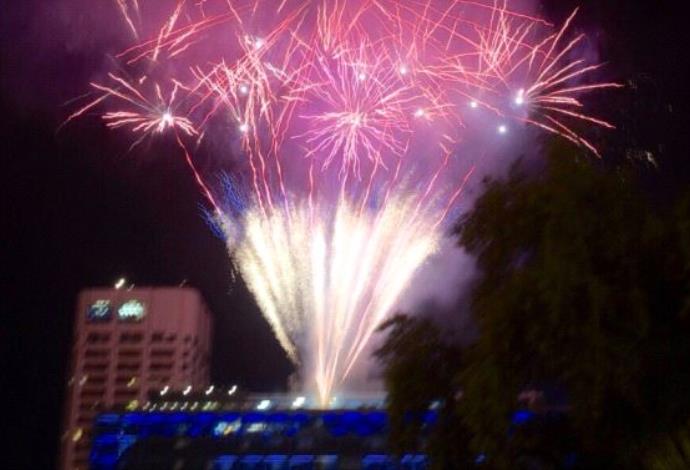זיקוקים בערב יום העצמאות (צילום:  אבשלום ששוני)