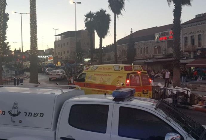 זירת הפיגוע המשולב באזור שער שכם בירושלים  (צילום:  תיעוד מבצעי מד"א)